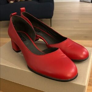 Like New! Camper Katie Heels (no strap)